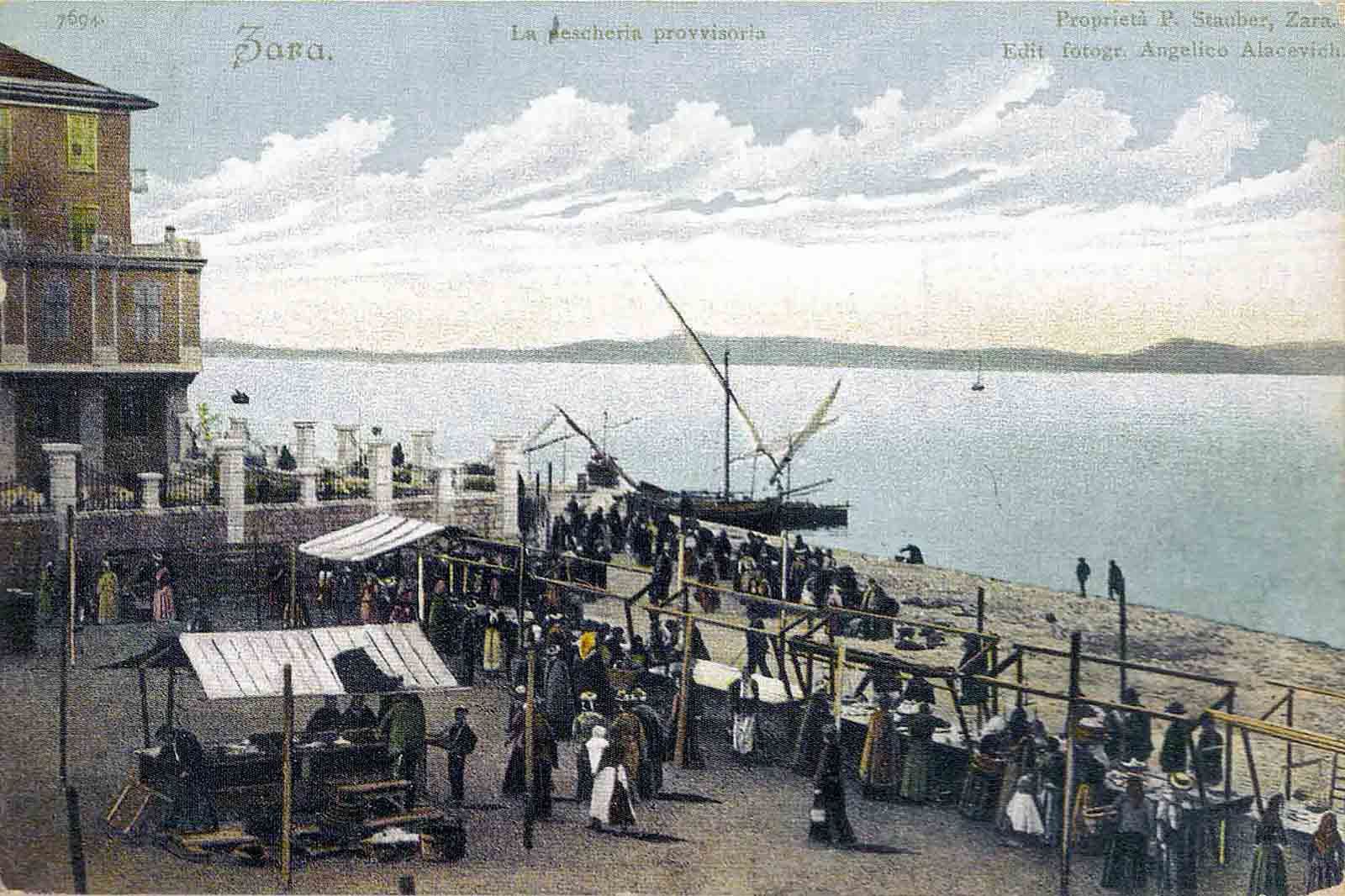 Fish Market on the west side of Nova obala in the year 1903