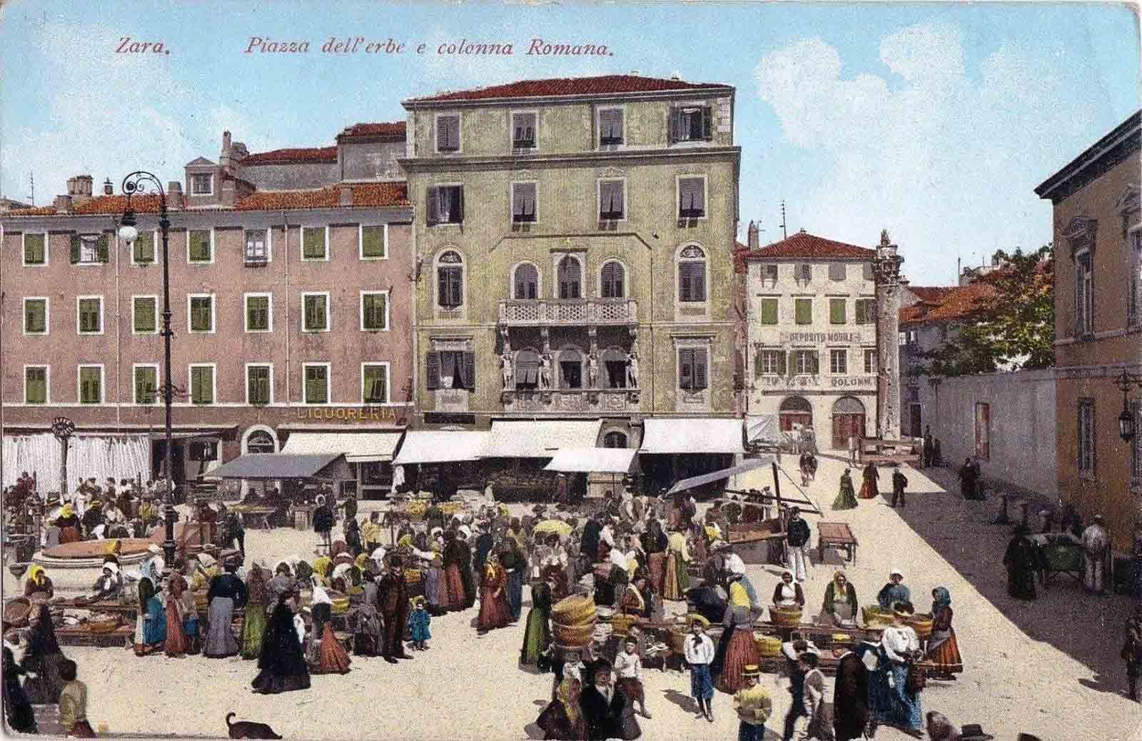 Piazza dell'Erbe around 1900